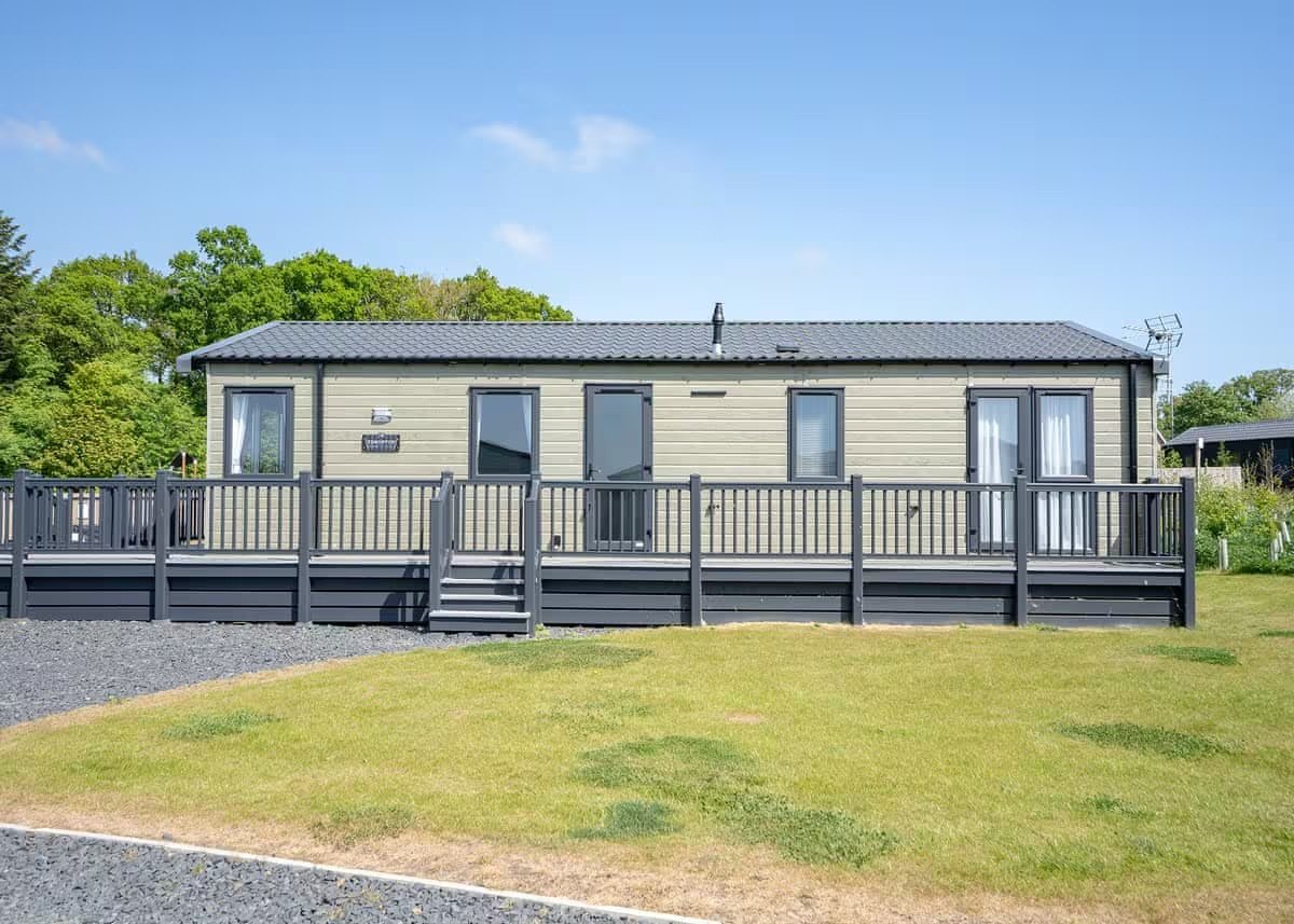 Swift Edmonton Lodge For Sale