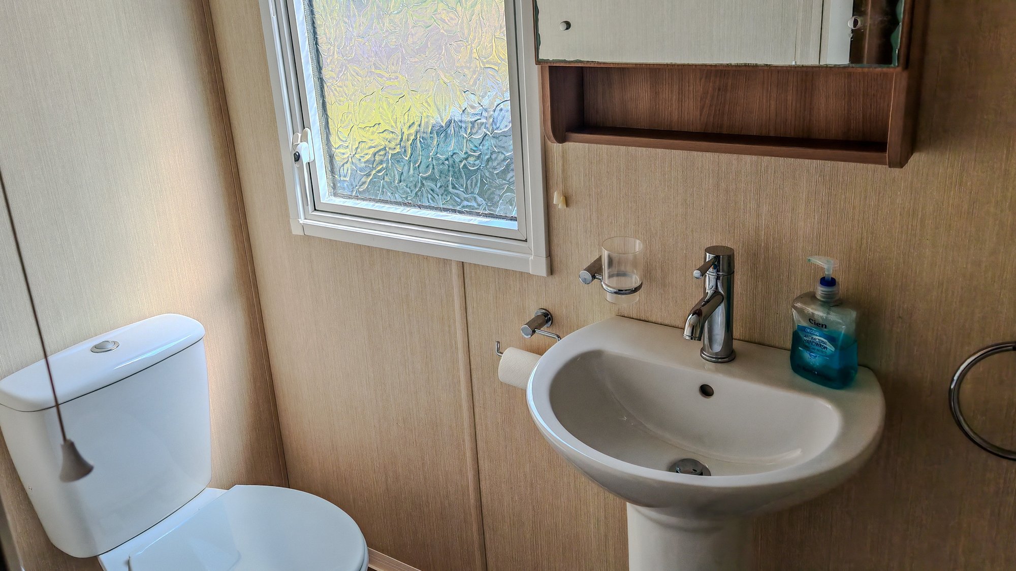 Swift Bordeaux Master Bathroom