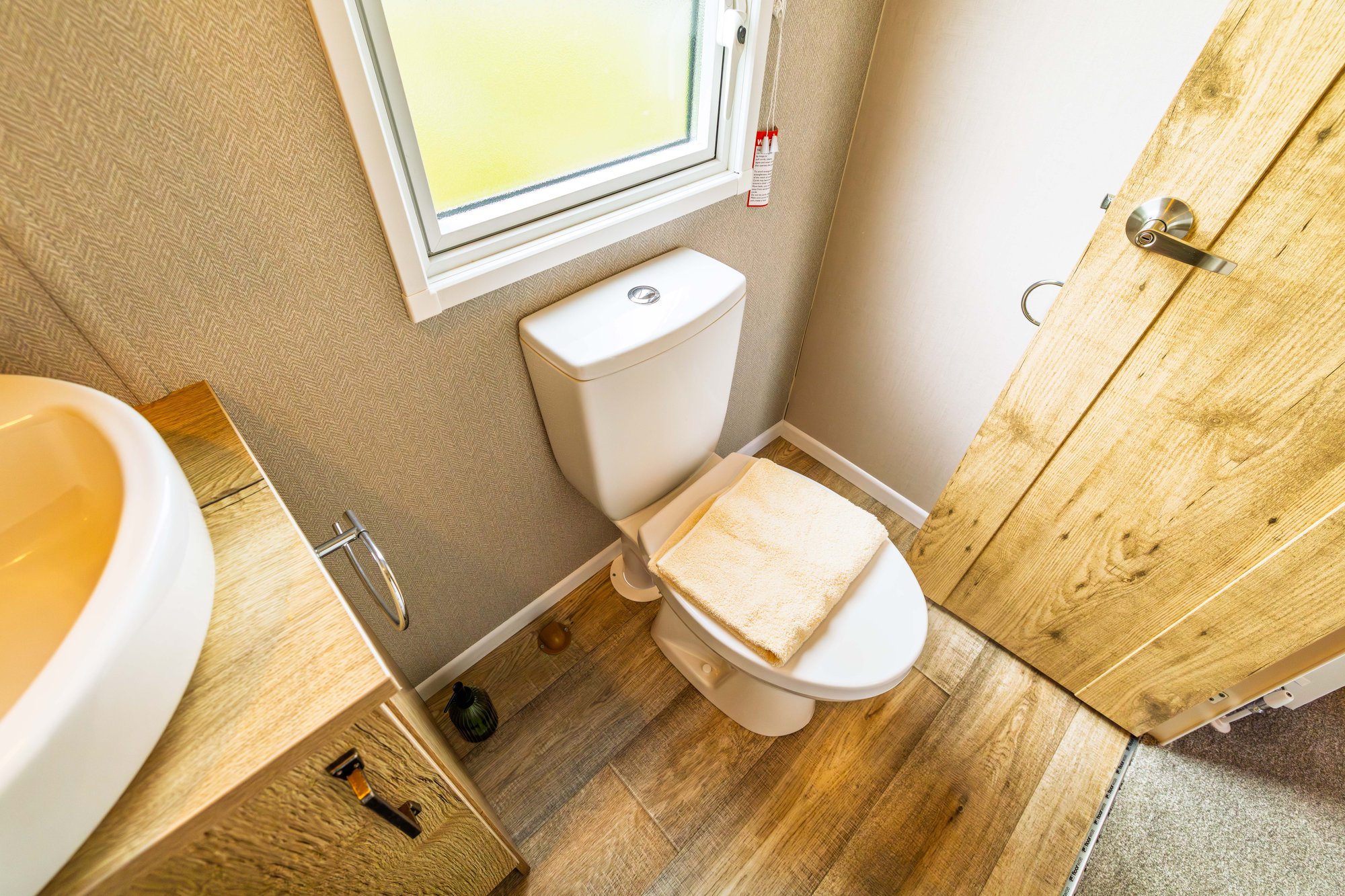 Atlas Debonair Ensuite