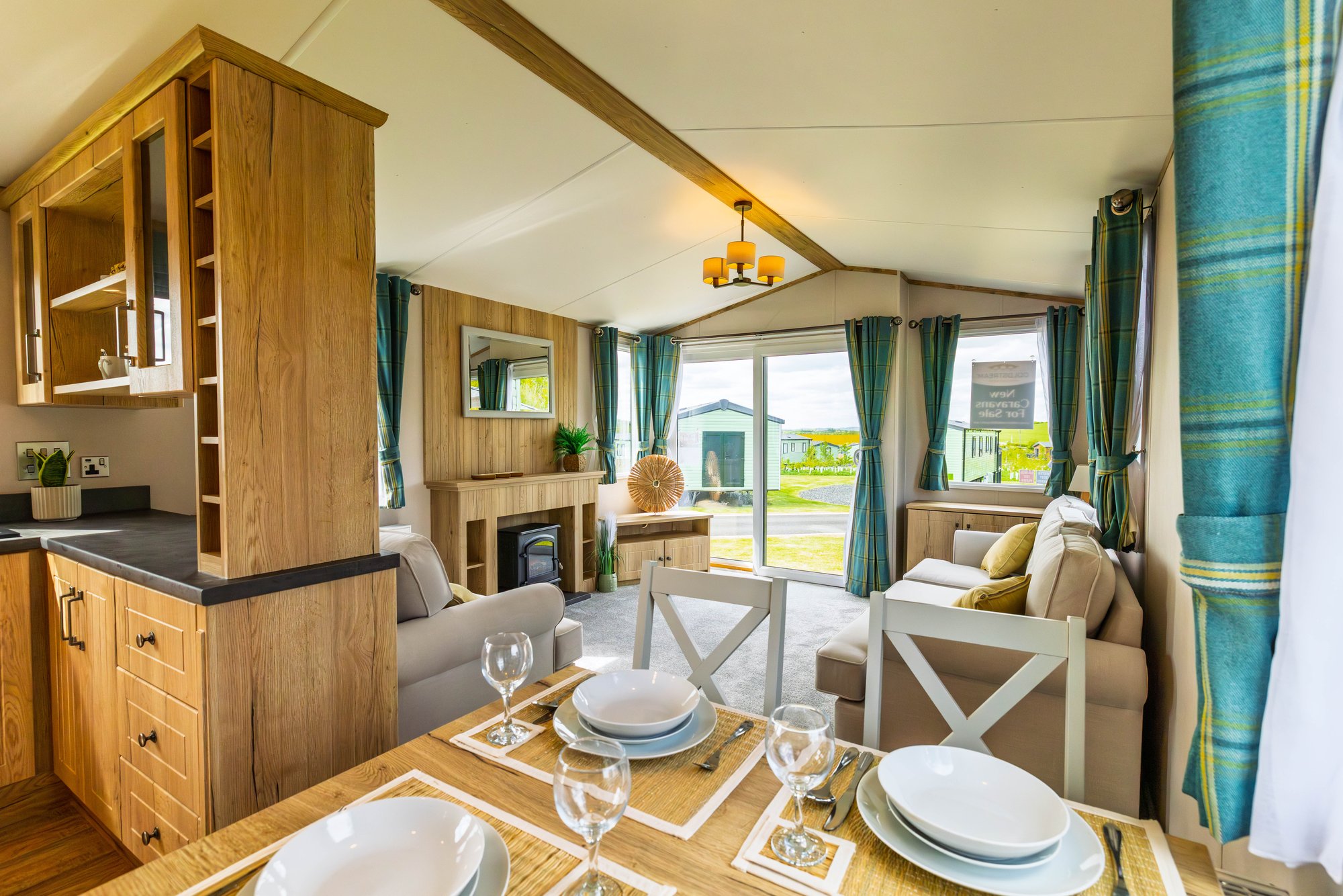 Atlas Debonair Dining Area