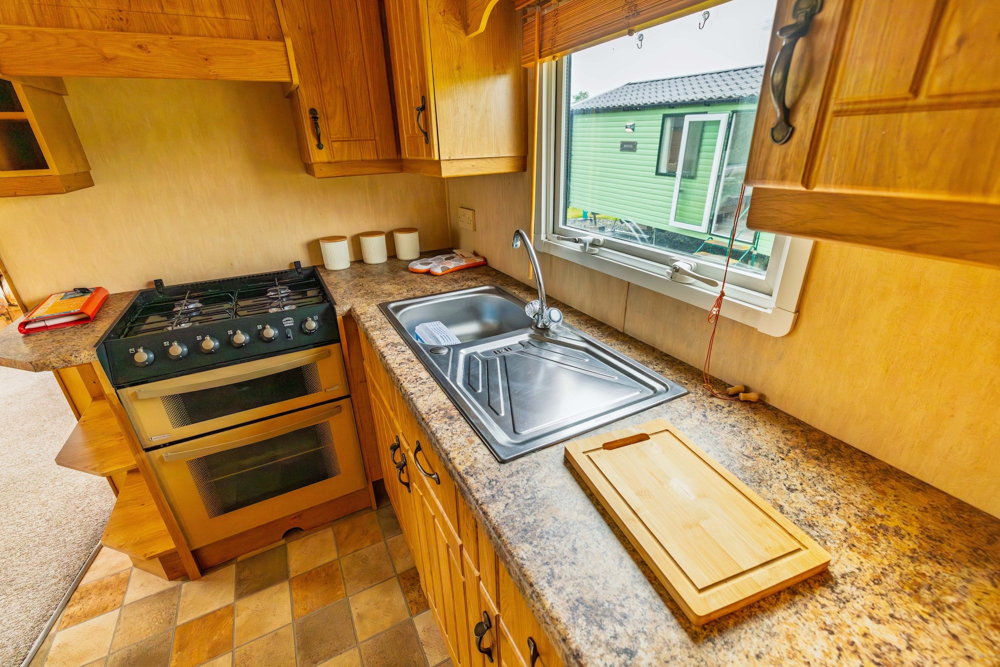 Willerby Countrystyle Kitchen