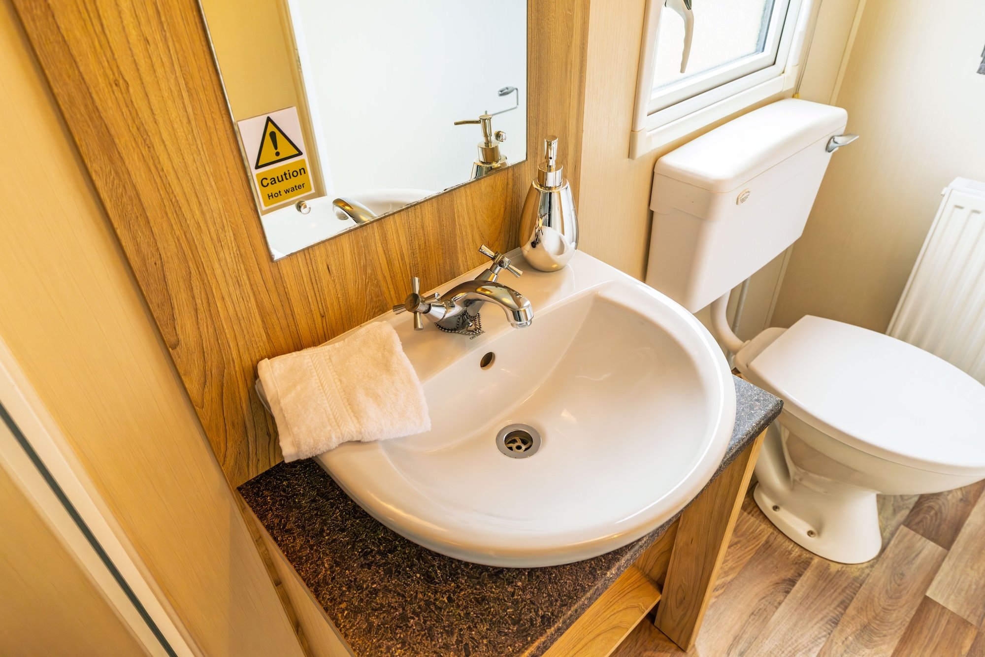 Willerby Minster Basin & WC