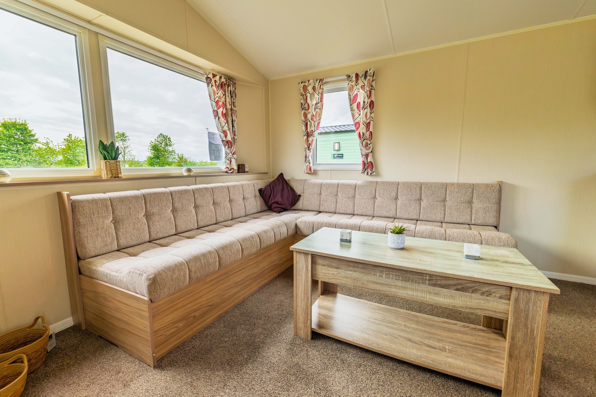 Willerby Minster Large Sofa